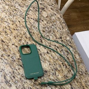 MAISON de Sabre The Wristlet green leather Phone Case with Strap